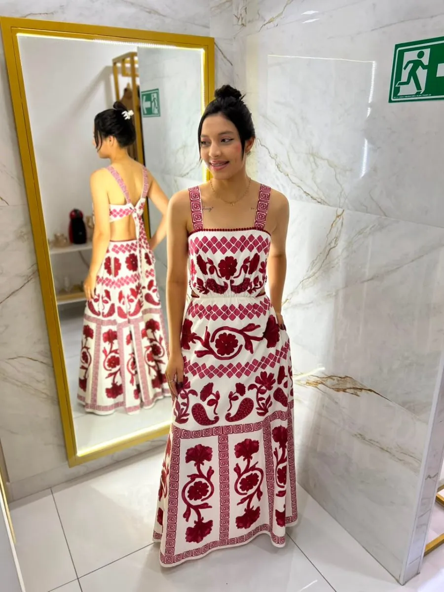 VESTIDO LONGO SEM MANGAS CORAÇÃO