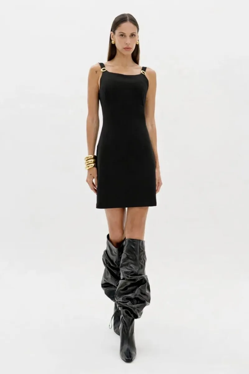 VESTIDO CURTO DE ALÇA 